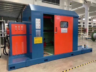 Cantilever single-twist cabling machine