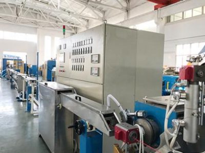 High speed and High capacity extrusion line